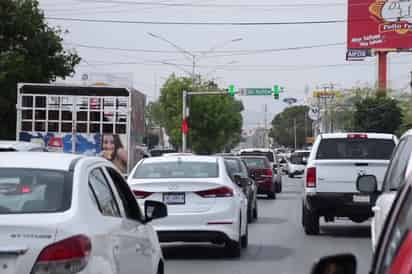 Van autoridades de Torreón por un ordenamiento general de quienes se dedican al transporte por aplicación digital. (ROBERTO ITURRIAGA)