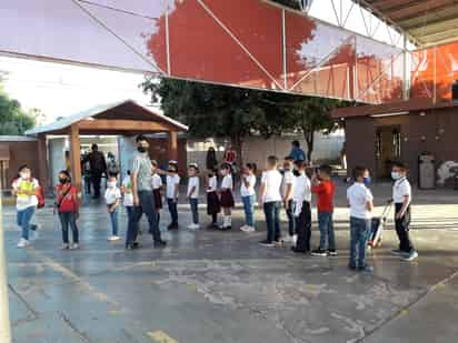 El agua es un servicio básico con el que deben contar todas las escuelas de nivel básico, sobre todo en esta pandemia por el COVID-19, donde se privilegia el lavado frecuente de manos.