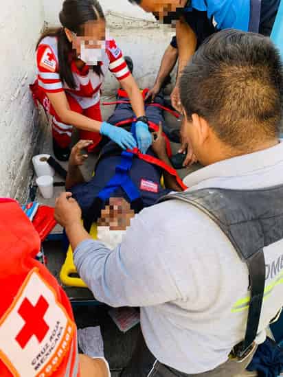 El joven de 26 años es reportado como grave tras la descarga.