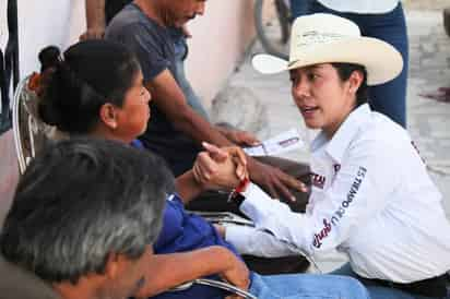 Betzabé Martínez dijo estar segura de que tiene la capacidad de afrontar las cosas con amor. (EL SIGLO DE TORREÓN)