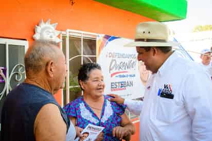 Continúa el candidato Homero Martínez Cabrera sus recorridos en el municipio de Lerdo.