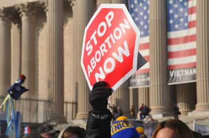 'Roe v. Wade' es una sentencia que protege como constitucional el derecho de las mujeres a abortar. (ARCHIVO)