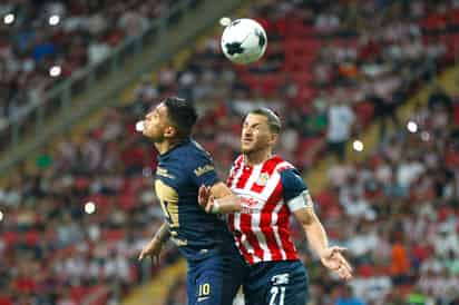 Chivas supera a Pumas y se lleva el último boleto a la liguilla del Clausura 2022