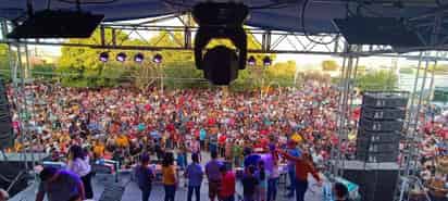 Hacen festejo en Matamoros por el día de la madre y del niño. (ESPECIAL)