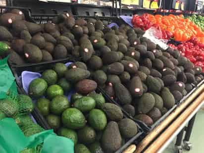 El precio del aguacate sigue en aumento, sin embargo, el limón mantiene a la baja su precio. (EL SIGLO DE TORREÓN)