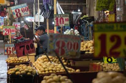 Beneficios de salud y semanas de trabajo comprimidas, es lo que esperan las madres trabajadoras. (EFE)