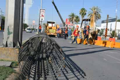 Se comenzaron a colocar estructuras de concreto para delimitar la zona de excavaciones del SV4C en Torreón.