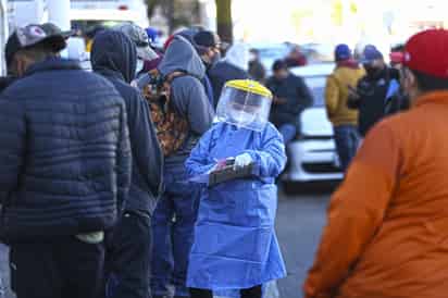 20% de las mujeres buscó laborar menos horas, 30% pensó en empleos menos demandantes y el 8% consideró dejar sus actividades profesionales. (ARCHIVO)