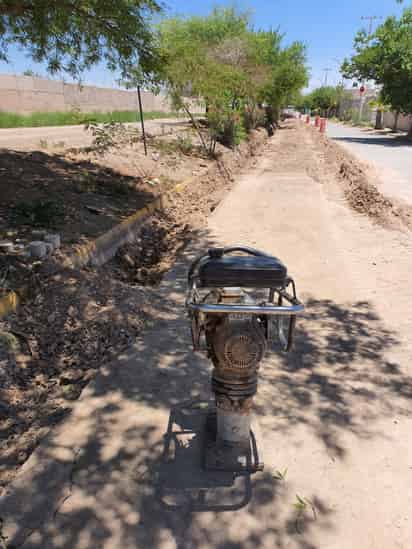 Denuncian ingenieros civiles que hay deficiencias en la obra. (EL SIGLO DE TORREÓN)