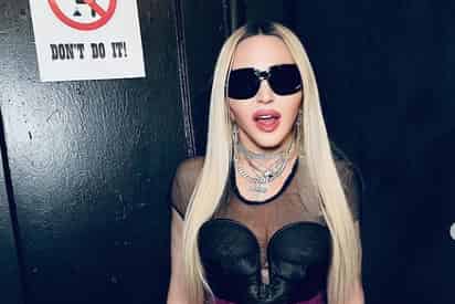 Madonna desata polémica tras anunciar que subastará NFT de ella sin ropa