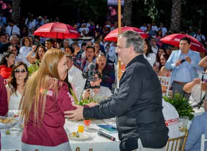 Marcelo Ebrard asegura que a Durango 'le irá muy bien' con Marina Vitela
