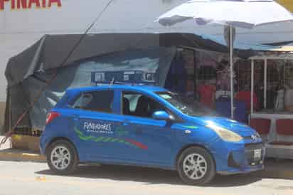 Emiten recomendaciones de seguridad al abordar un taxi en San Pedro