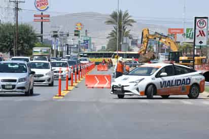 El bulevar Independencia cuenta con tres carriles de circulación de oriente a poniebte y dos en el contrario, esto en la zona del SV4C. (EL SIGLO DE TORREÓN)