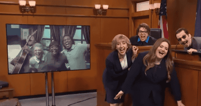 Parodia Saturday Night Live versión de las heces en la cama de Johnny Depp
