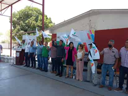 En la primaria del ejido Hormiguero, se puso en marcha un programa de mejoramiento de escuelas. (EL SIGLO DE TORREÓN)