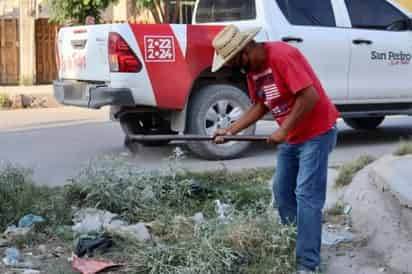 Mejoran cancha de la colonia Ampliación la Trinidad. (EL SIGLO DE TORREÓN)