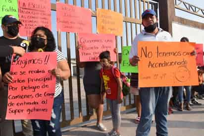 El plantel, ubicado en la colonia Braulio Fernández Aguirre del municipio de Monclova, tiene apenas tres grupos escolares de nivel mixto. (Foto: SERGIO A. RODRÍGUEZ / EL SIGLO COAHUILA)