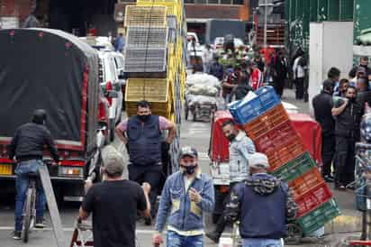 Para América Latina esperan un crecimiento económico de 2 por ciento para el 2022. (ARCHIVO)