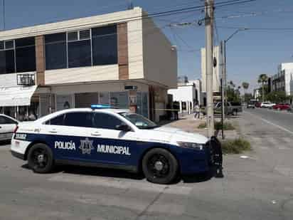 Se trata de un adulto de aproximadamente 60 años de edad, quien se presume, murió por causas naturales.