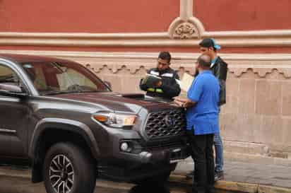 La iniciativa de ley que está en análisis, ayudaría a que todos los vehículos que circulan por Durango puedan ser identificados. (EL SIGLO DE TORREÓN)