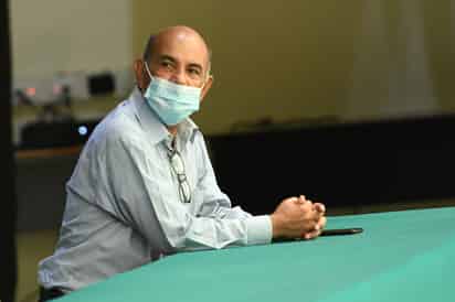 El próximo mes de agosto será cuando Rafael Mora Garza deje la dirección general del Centro de Integración Juvenil. (EL SIGLO DE TORREÓN)
