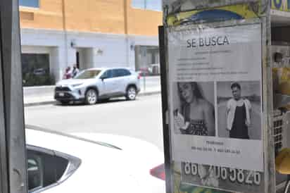 En diferentes puntos de la ciudad, vecinos, hermanos y amigos del joven que vivían en praderas del sur realizaron brigadas de búsqueda. (ARCHIVO)