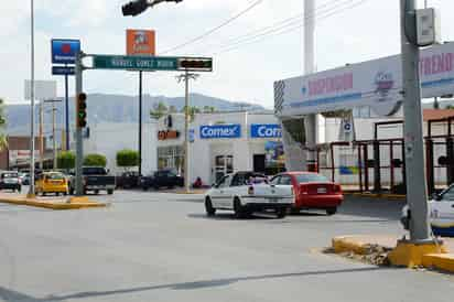 Proponen ingenieros flujos continuos para solucionar conflictos viales en ocho cruceros de Torreón. (EL SIGLO DE TORREÓN)