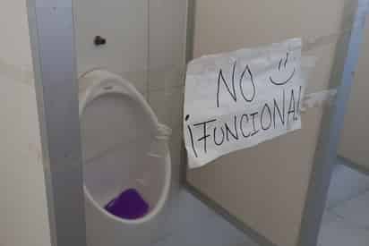 En Conagua no hay agua ni para tomar ni para los baños, trabajadores hacen paro. (EL SIGLO DE TORREÓN)