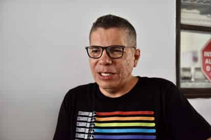 Raymundo Valadez Andrade, presidente del comité organizador de PRIDE Torreón. (Foto: ERICK SOTOMAYOR / EL SIGLO DE TORREÓN)