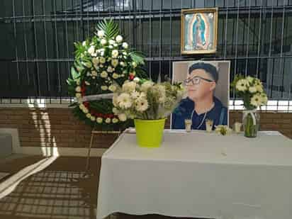 Compañeros de trabajo se unen para reunir fondos para apoyar a los padres de Ángel David. (EL SIGLO DE TORREÓN)