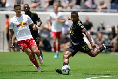 Con triunfo, Los Angeles FC celebra renovación de Vela y llegada de Bale