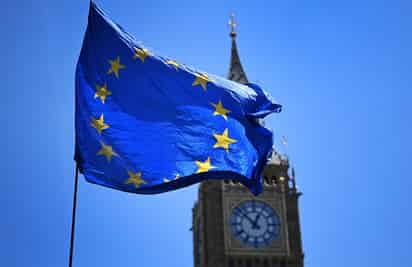 El gobierno conservador de Johnson afirma que una aplicación con exceso de celo por parte de la UE hace que las normas no funcionen como se esperaba. (ARCHIVO)