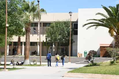 Esperarán directivos de la UAdeC indiciones por parte de las autoridades de Salud estatal, para determinar medidas. (EL SIGLO DE TORREÓN)