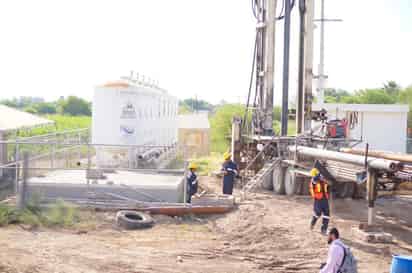 Ayer se dijo que serán cuatro pozos los que se perforarán en Madero y San Pedro. (EL SIGLO DE TORREÓN)