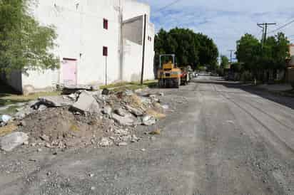 Encargado de la delegación pide paciencia a los vecinos de las colonias Las Rosas y El Campestre. (EL SIGLO DE TORREÓN)