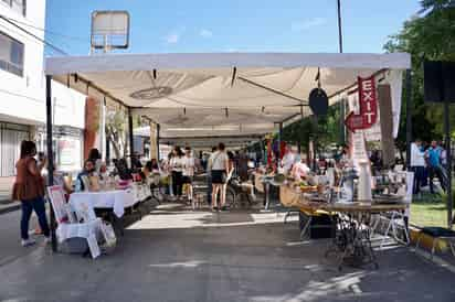 Se llevó a cabo el Primer Festival del Emprendimiento este domingo en el Paseo Colón. (EL SIGLO DE TORRÉON)