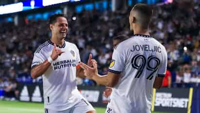 'Chicharito' Hernández marca en goleada del LA Galaxy al Montreal