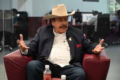 Busca Armando Guadiana ser candidato de Morena al Gobierno de Coahuila.