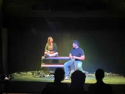 Arrojados al mundo sin cobertor de lana es una de las obras seleccionadas en la Muestra Estatal de Teatro Coahuila (CORTESÍA)