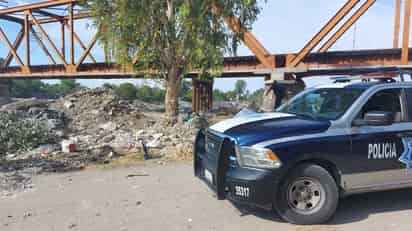 Localizan cuerpo en estado de descomposición a unos metros del Puente Negro, en Torreón. (EL SIGLO DE TORREÓN)