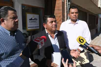 Los afectados presentaron la queja en la Segunda Visitaduría de Comision de Derechos Humanos. (EL SIGLO DE TORREÓN)