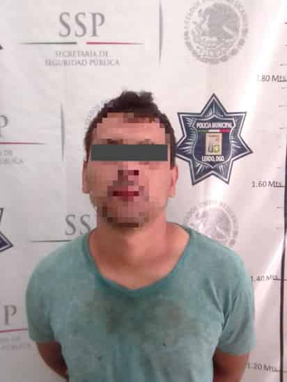El hombre fue detenido por elementos de la Policía Municipal.