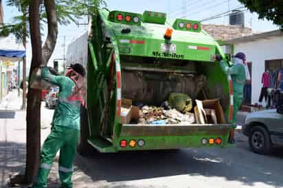 La próxima semana se iniciará con las pláticas con empresas para el servicio de recolección de basura. (EL SIGLO DE TORREÓN)