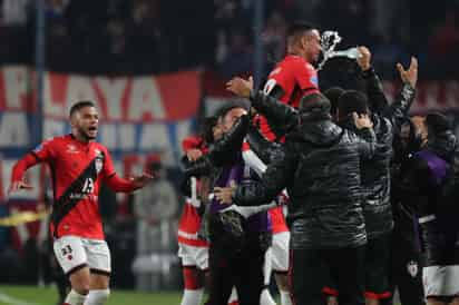 Copa Sudamericana: Luiz Fernando arruina debut de Luis Suárez en victoria de Atlético Goianiense