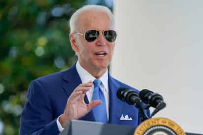 Joe Biden da negativo a COVID-19 pero sigue aislado