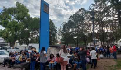 Exigen el pago pendiente del Fondo de Ahorro. (EL SIGLO DE TORREÓN)