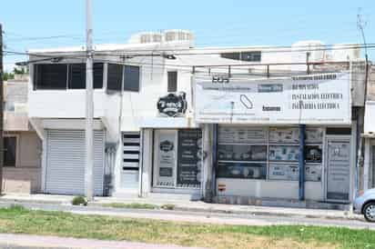 Hasta ayer miércoles por la mañana, la oficina no tenía ningún letrero o señalamiento ni tampoco el número. Los vecinos no los conocen ni tampoco aparecen en Google. (FERNANDO COMPEÁN)