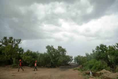 Se prevén tormentas eléctricas por la tarde y noche, lo que podría obligar a suspender las labores. (EL UNIVERSAL)