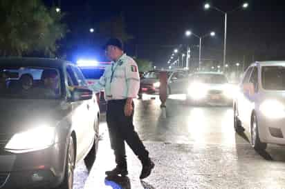 Ciudadanos participan como observadores de alcoholímetro en Torreón