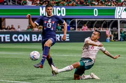 México generó varias opciones de gol, pero terminó cayendo 1-0 frente a los paraguayos.